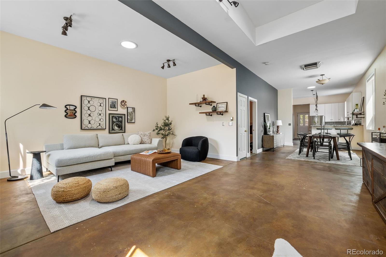 MLS Image #9 for 226  cherokee street,denver, Colorado