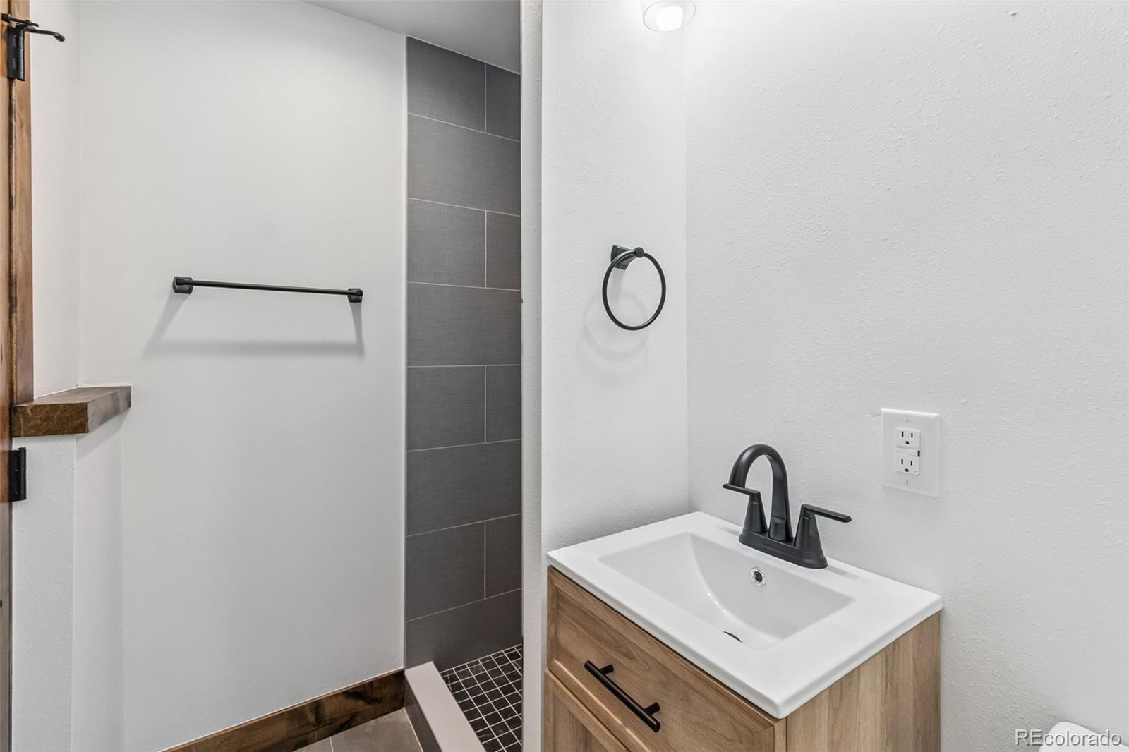 MLS Image #27 for 815  summit drive,dillon, Colorado