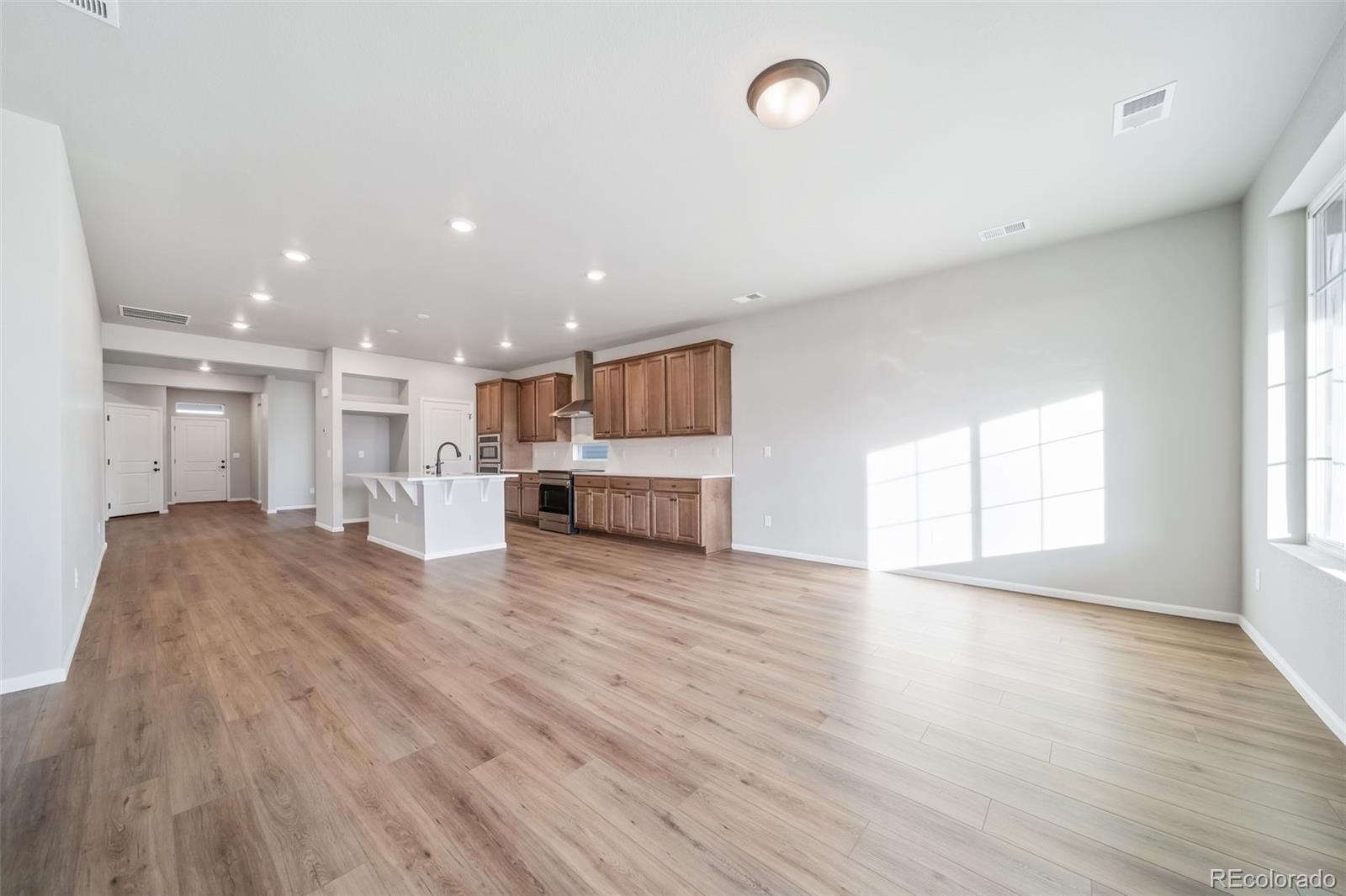MLS Image #11 for 22344 e 49th place,aurora, Colorado