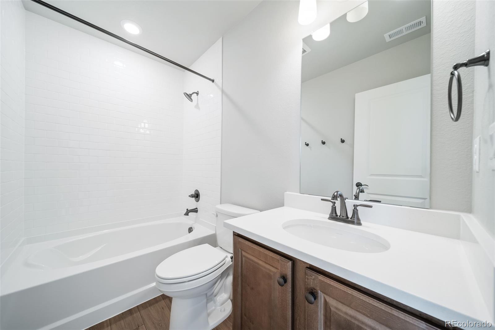 MLS Image #38 for 22344 e 49th place,aurora, Colorado