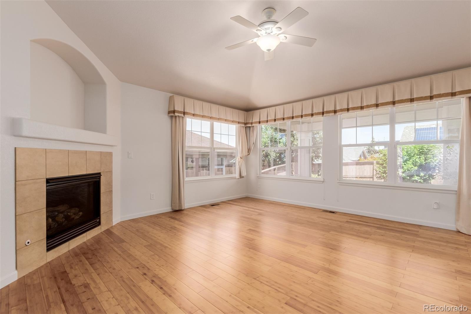 MLS Image #10 for 23641 e whitaker drive,aurora, Colorado
