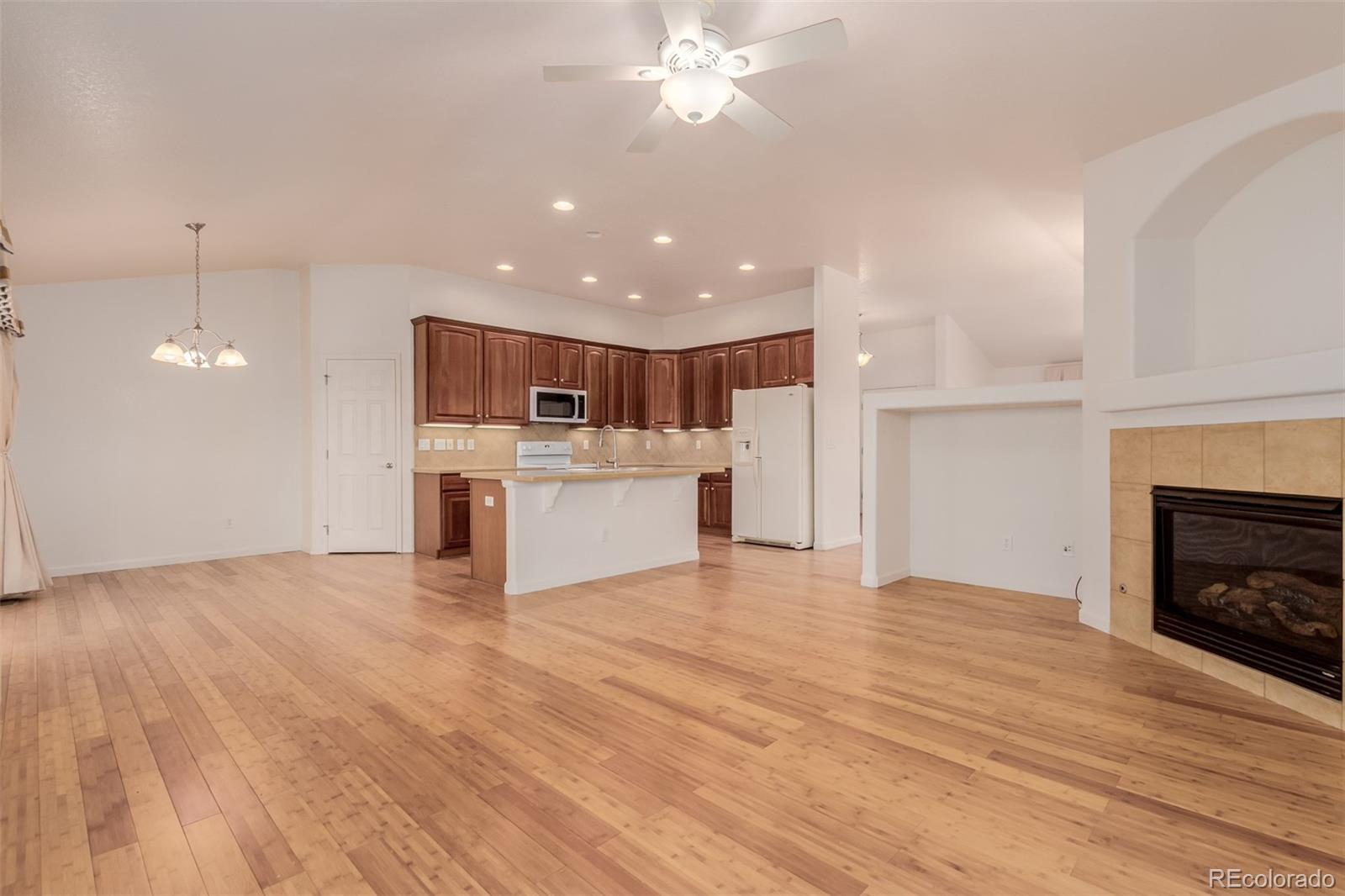 MLS Image #12 for 23641 e whitaker drive,aurora, Colorado