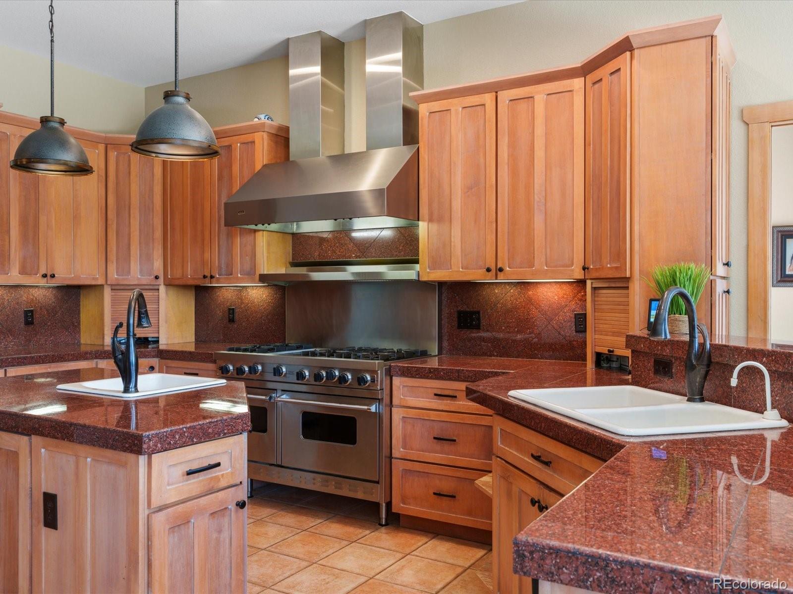 MLS Image #11 for 1611  castle pointe drive,castle rock, Colorado
