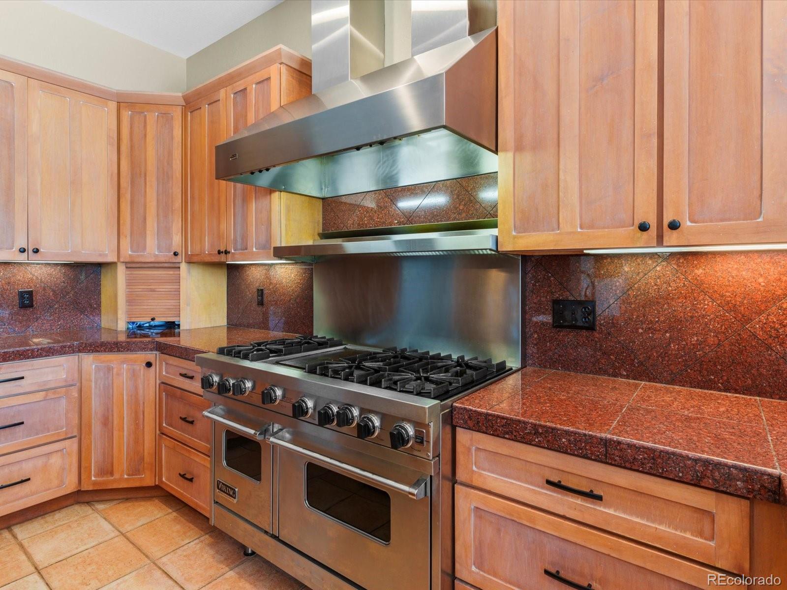 MLS Image #12 for 1611  castle pointe drive,castle rock, Colorado