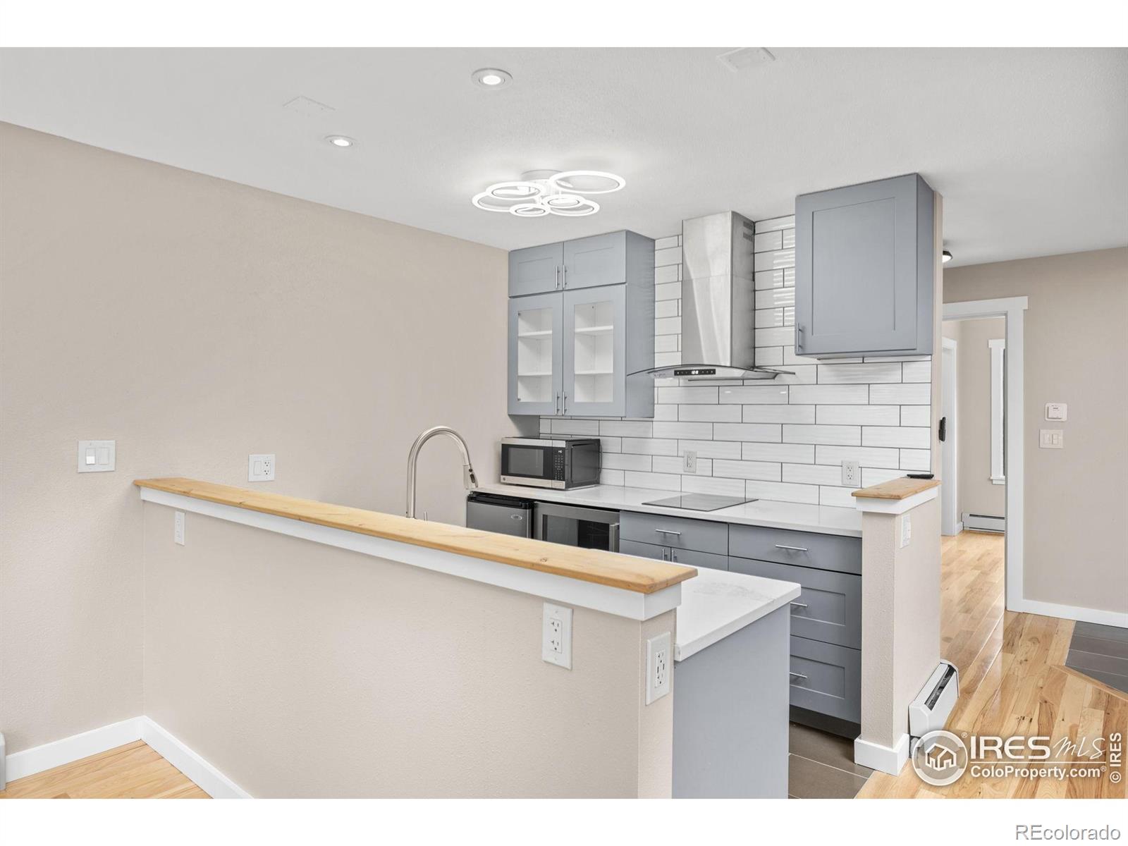 MLS Image #2 for 512 e monroe drive,fort collins, Colorado
