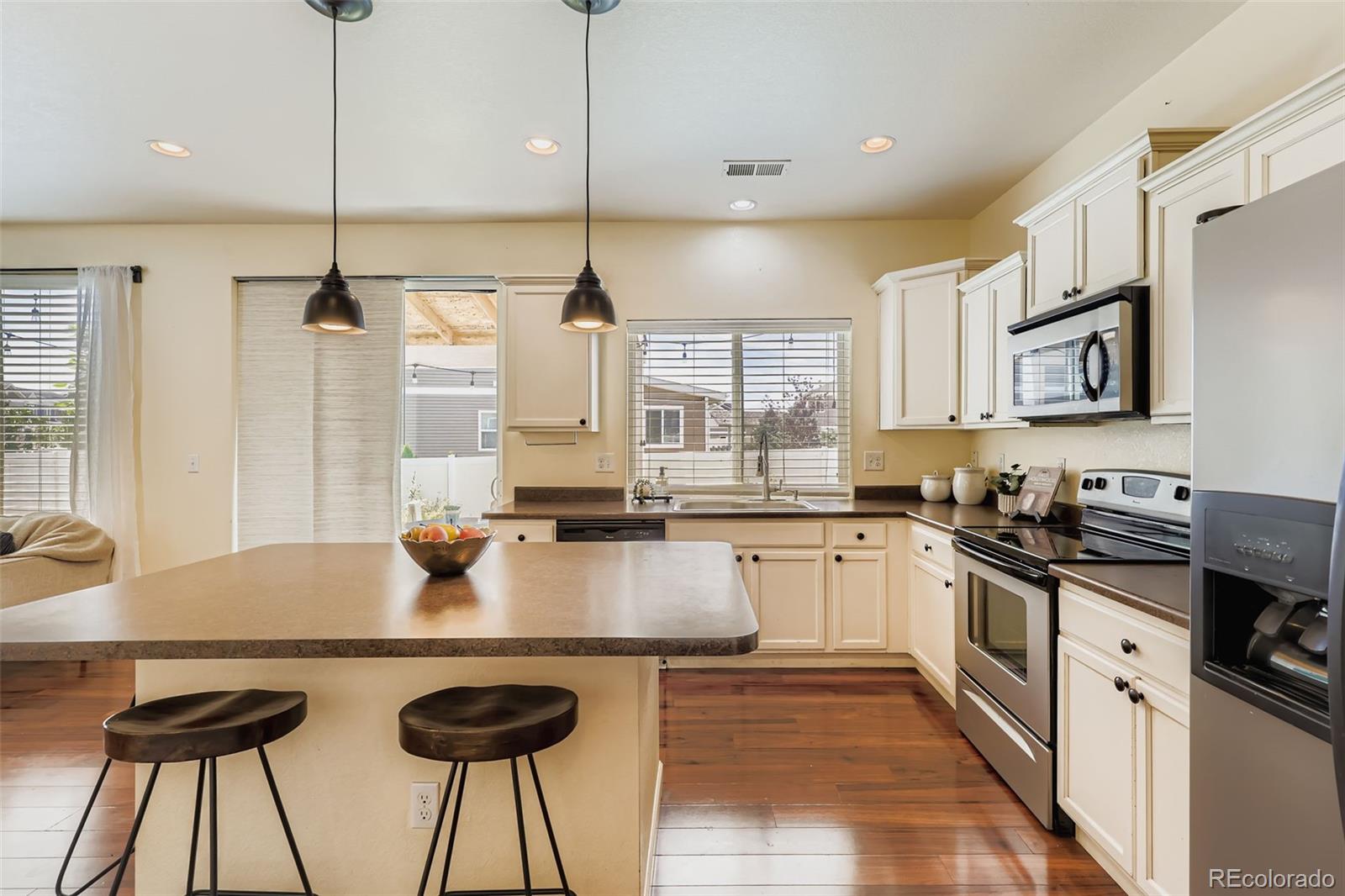MLS Image #10 for 20768  randolph place,denver, Colorado