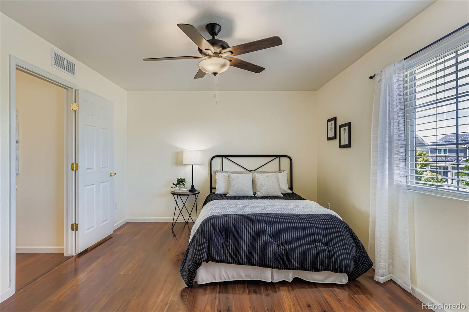 MLS Image #14 for 20768  randolph place,denver, Colorado
