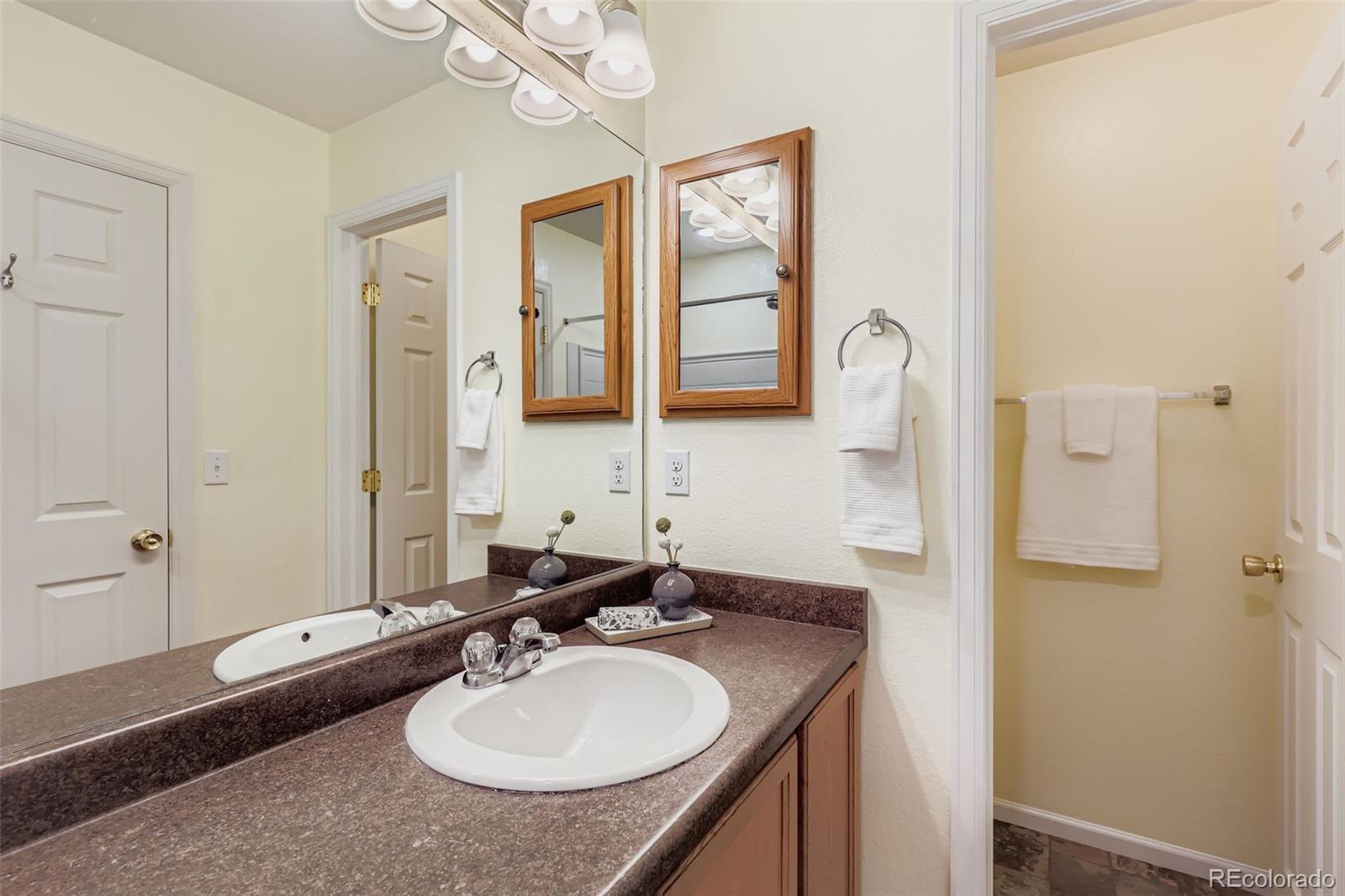MLS Image #16 for 20768  randolph place,denver, Colorado