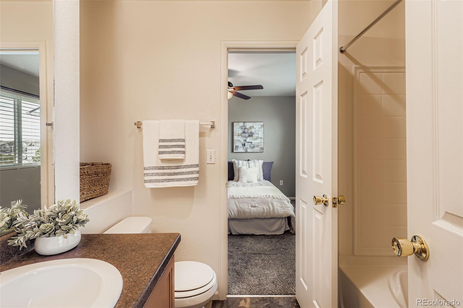 MLS Image #23 for 20768  randolph place,denver, Colorado