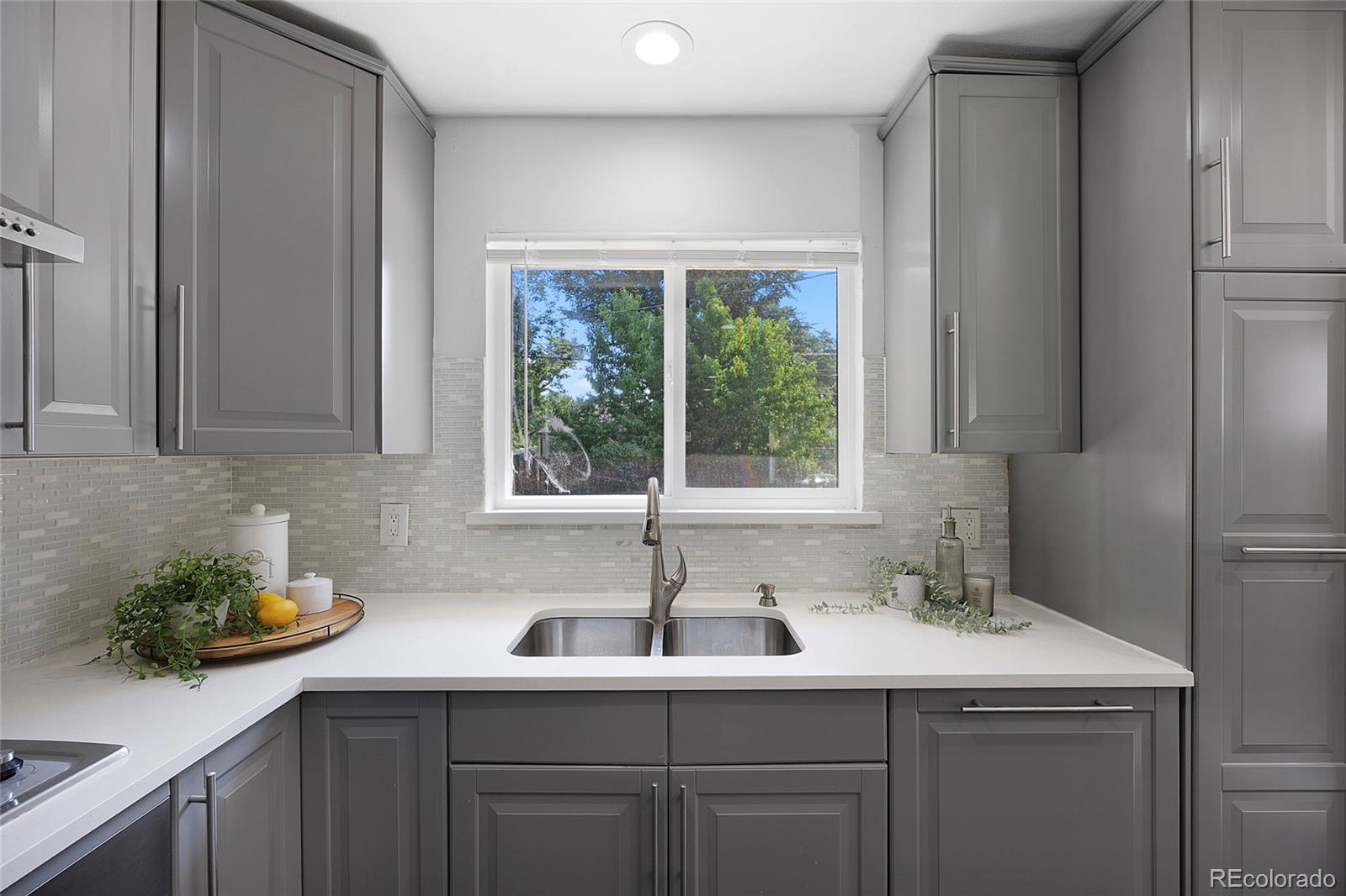 MLS Image #13 for 936 s jersey street,denver, Colorado
