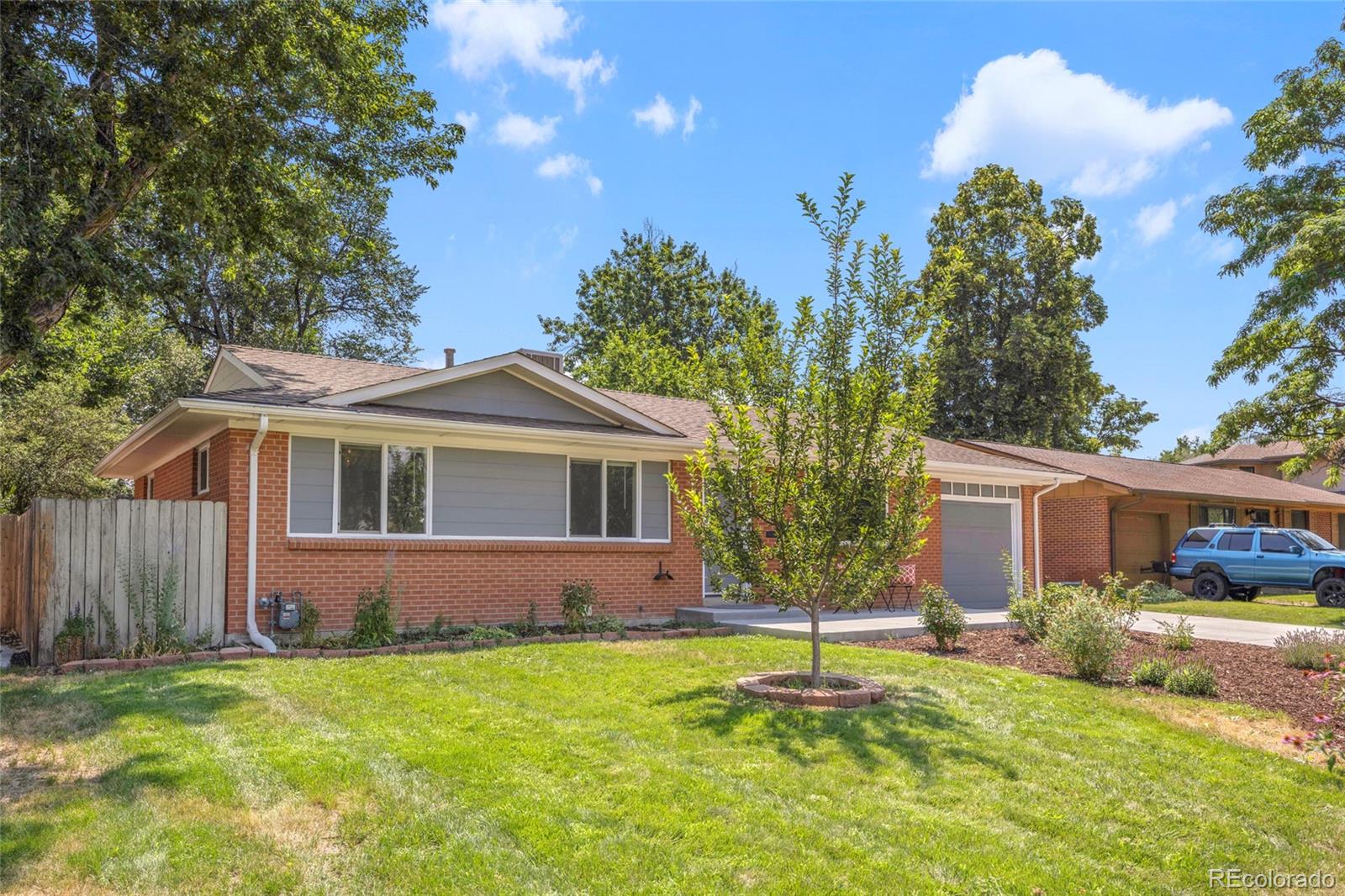 MLS Image #2 for 936 s jersey street,denver, Colorado