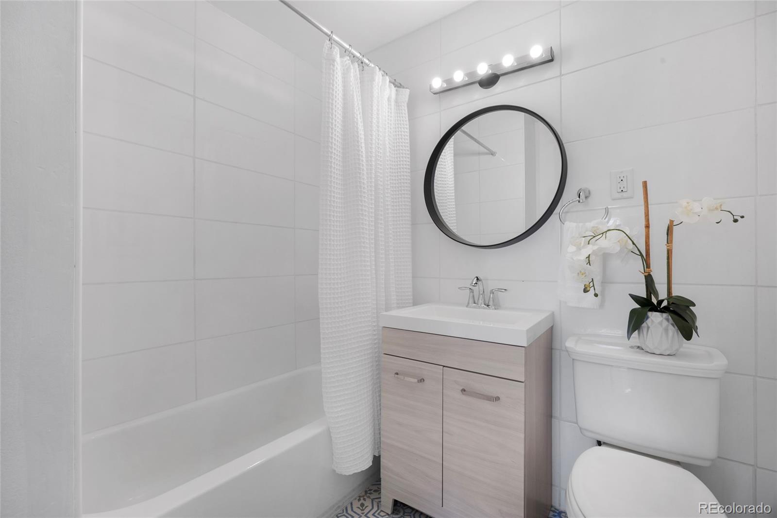 MLS Image #23 for 936 s jersey street,denver, Colorado