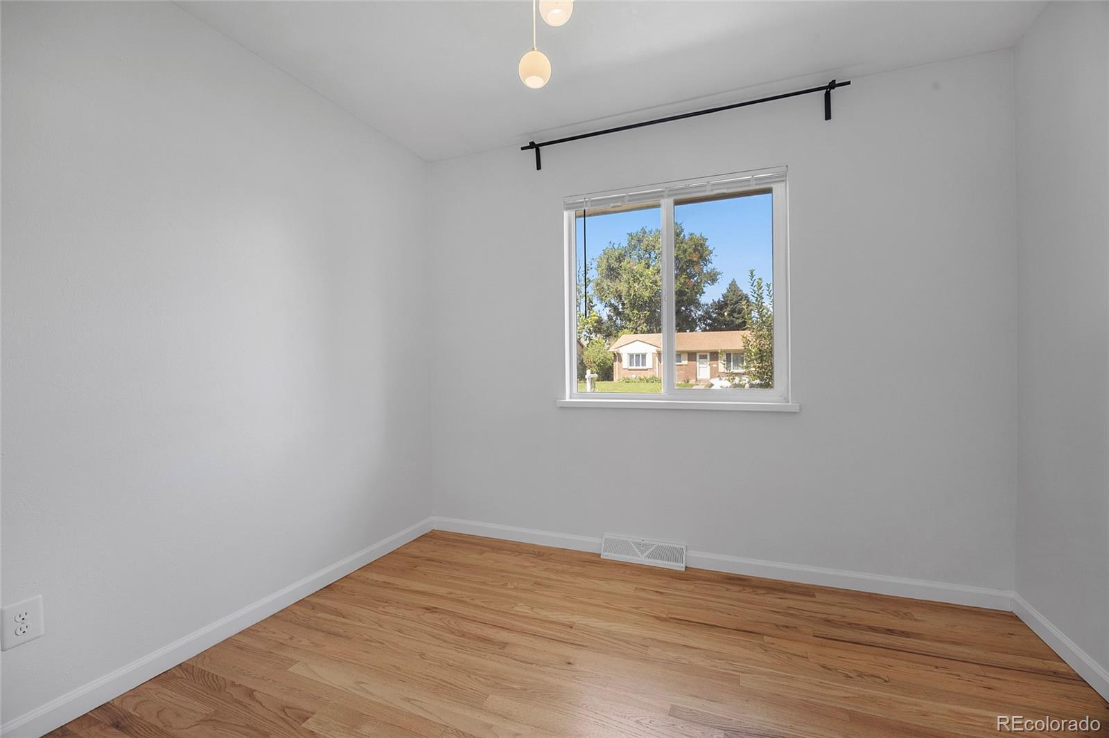 MLS Image #24 for 936 s jersey street,denver, Colorado