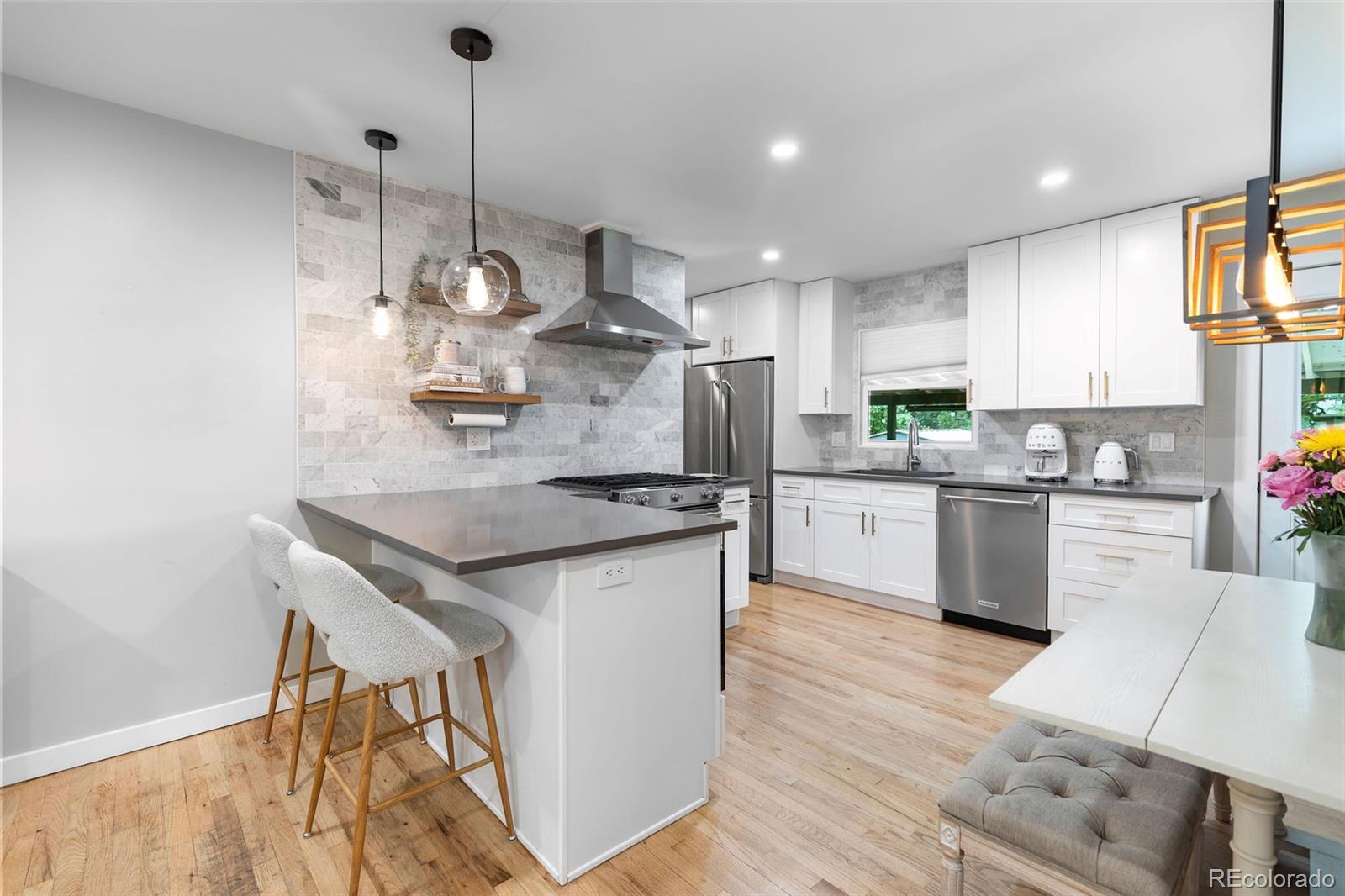MLS Image #11 for 2730 s cook street,denver, Colorado