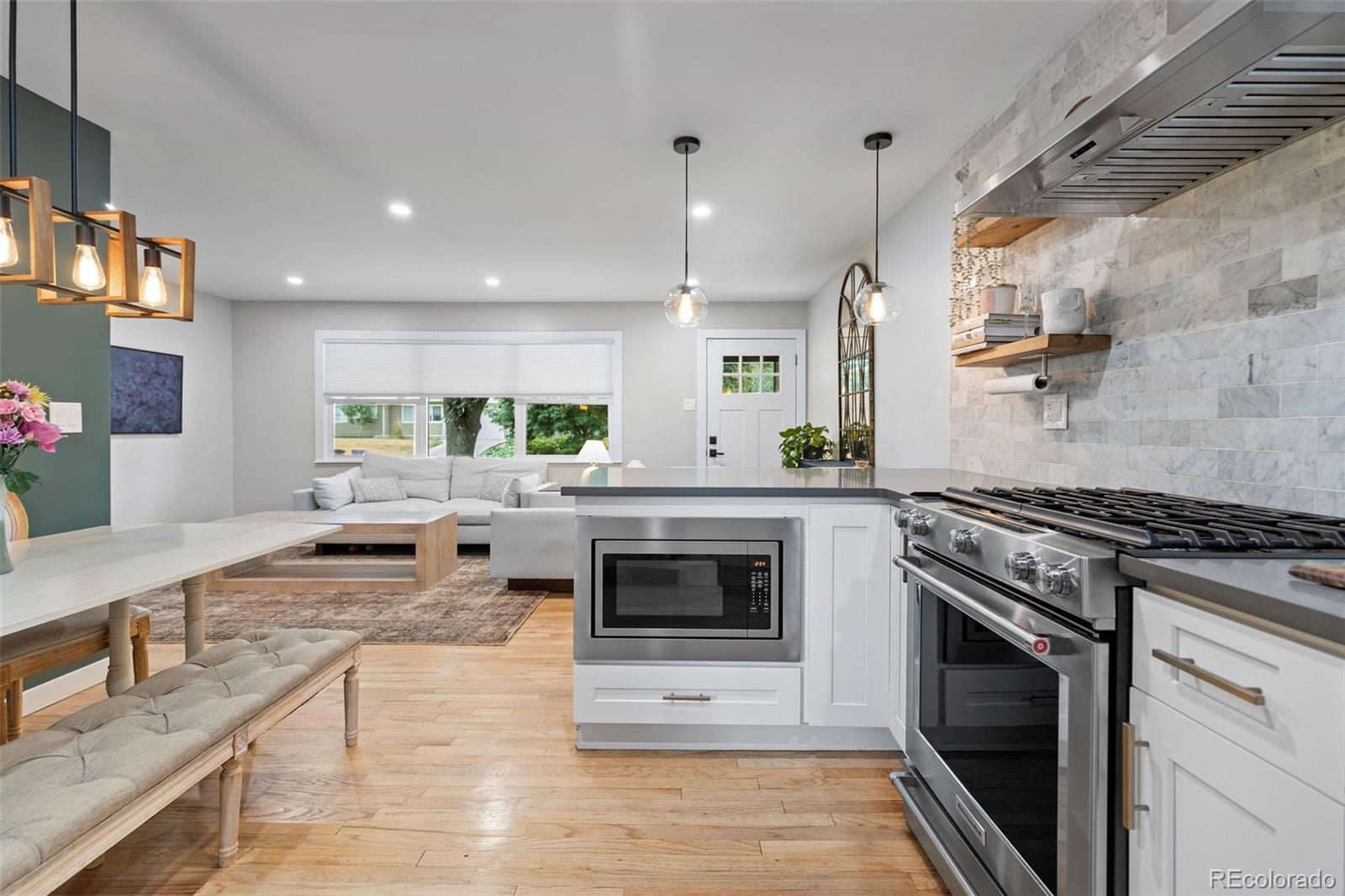 MLS Image #13 for 2730 s cook street,denver, Colorado