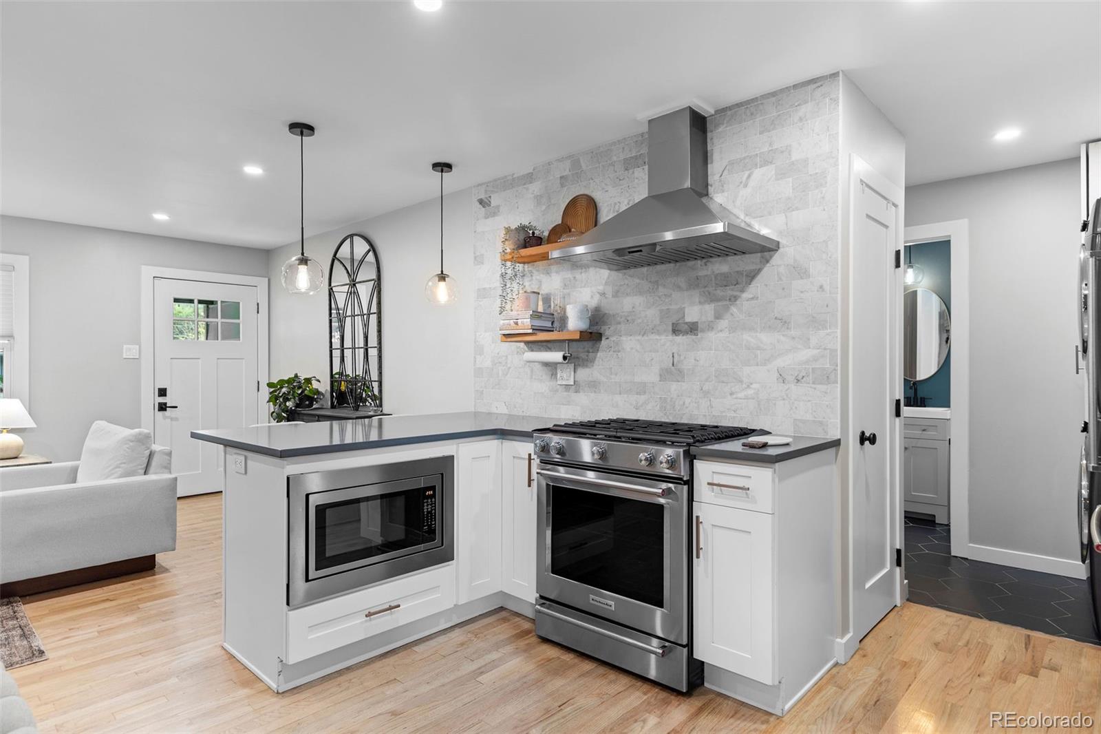 MLS Image #16 for 2730 s cook street,denver, Colorado