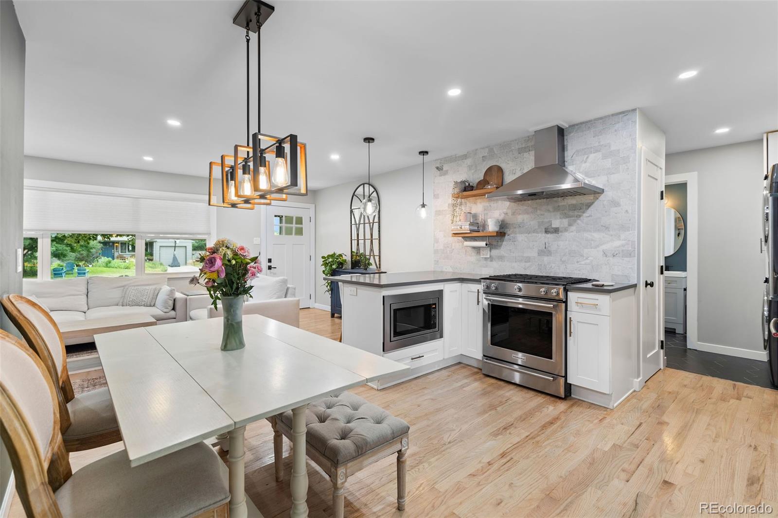 MLS Image #17 for 2730 s cook street,denver, Colorado