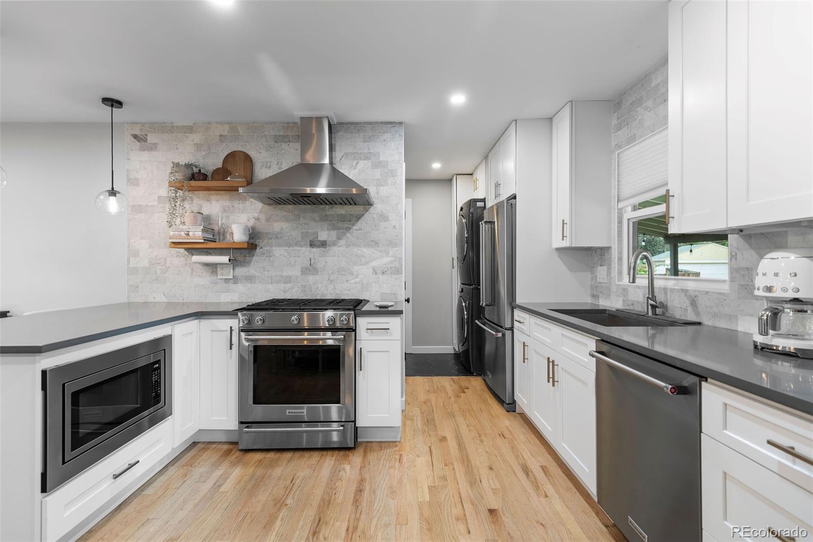 MLS Image #18 for 2730 s cook street,denver, Colorado