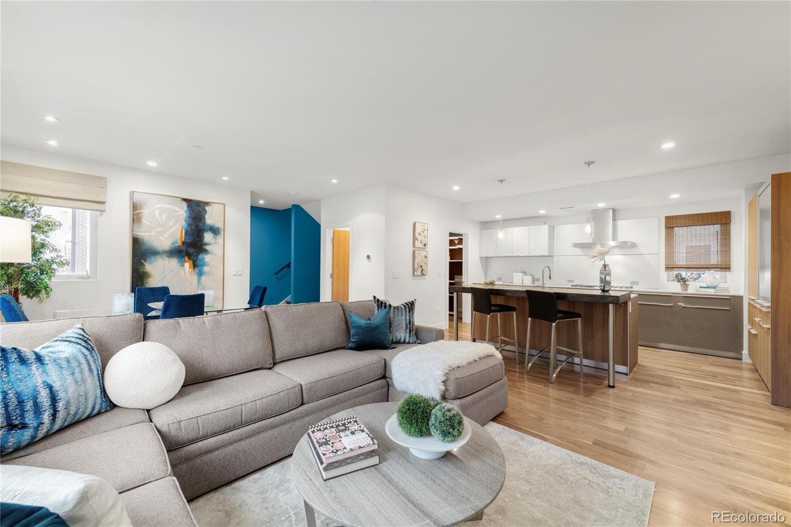 MLS Image #4 for 2314 s university boulevard,denver, Colorado
