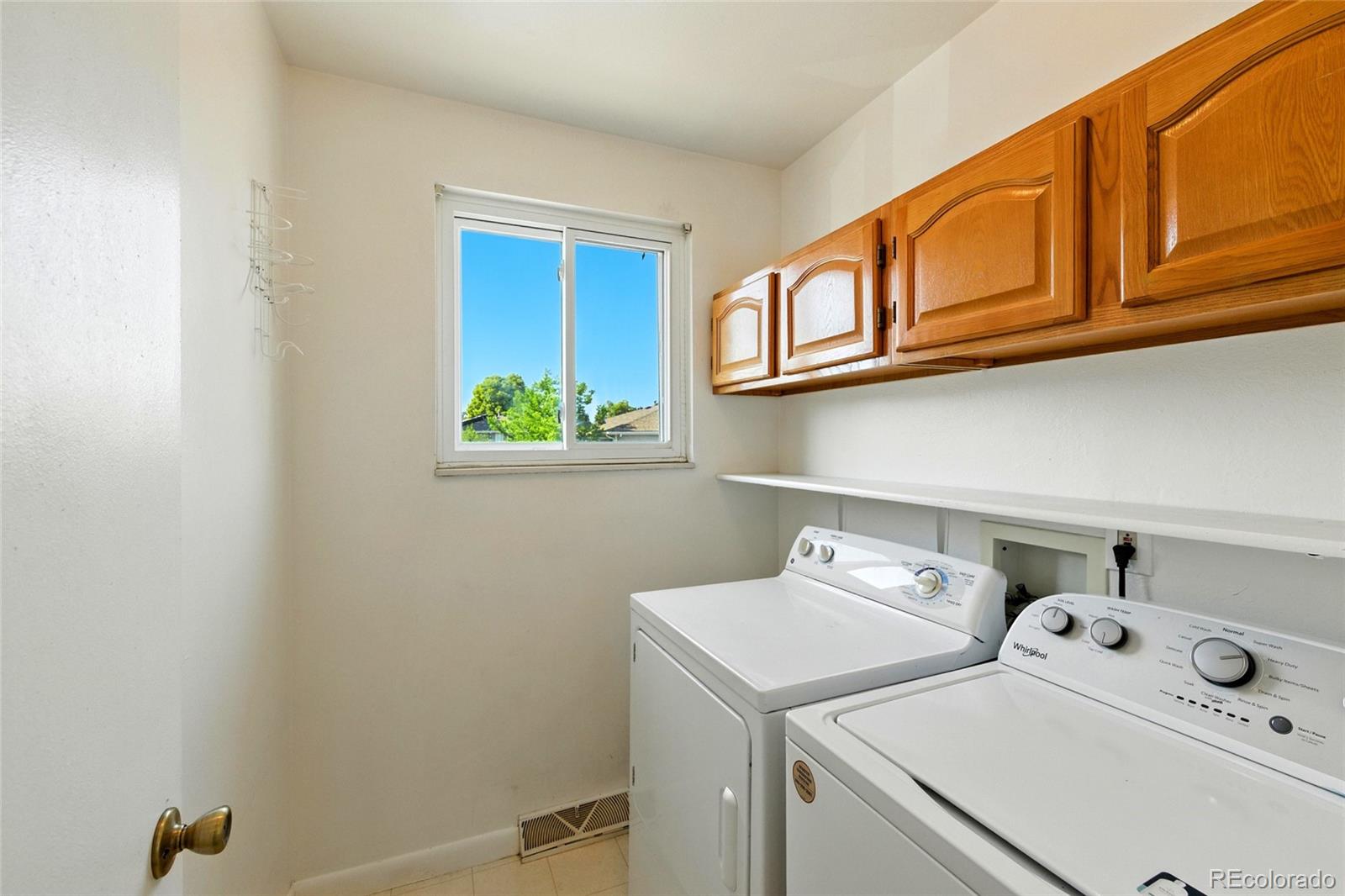 MLS Image #12 for 14530 e 13th avenue,aurora, Colorado