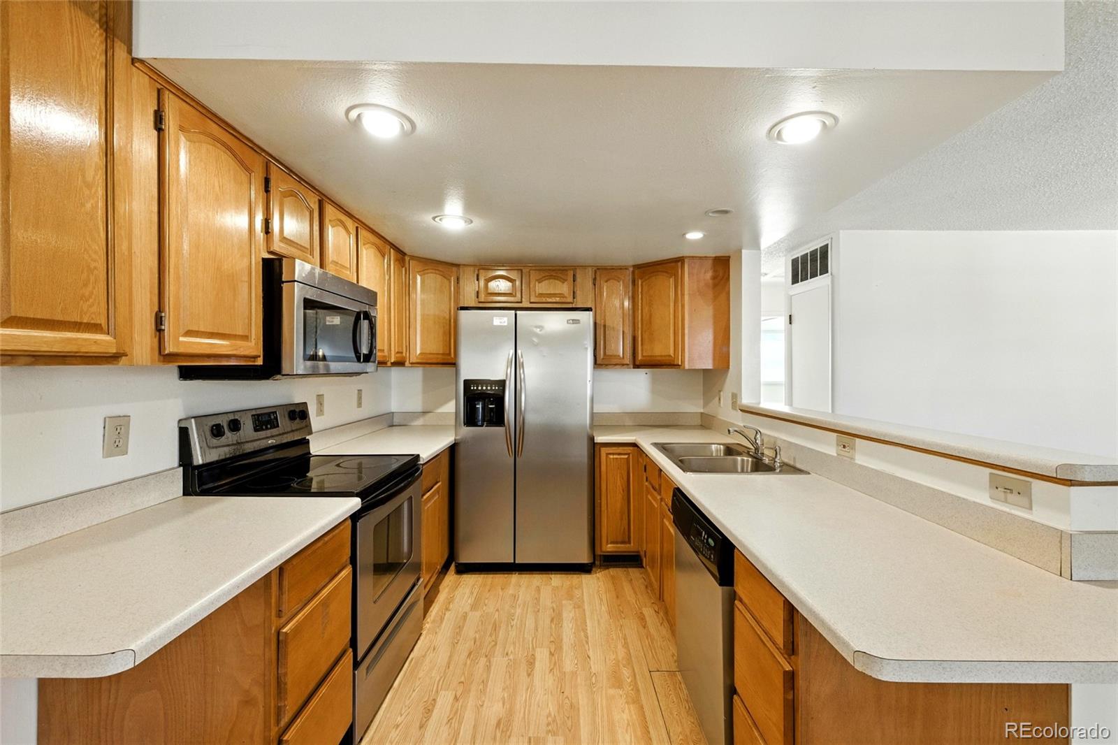 MLS Image #4 for 14530 e 13th avenue,aurora, Colorado