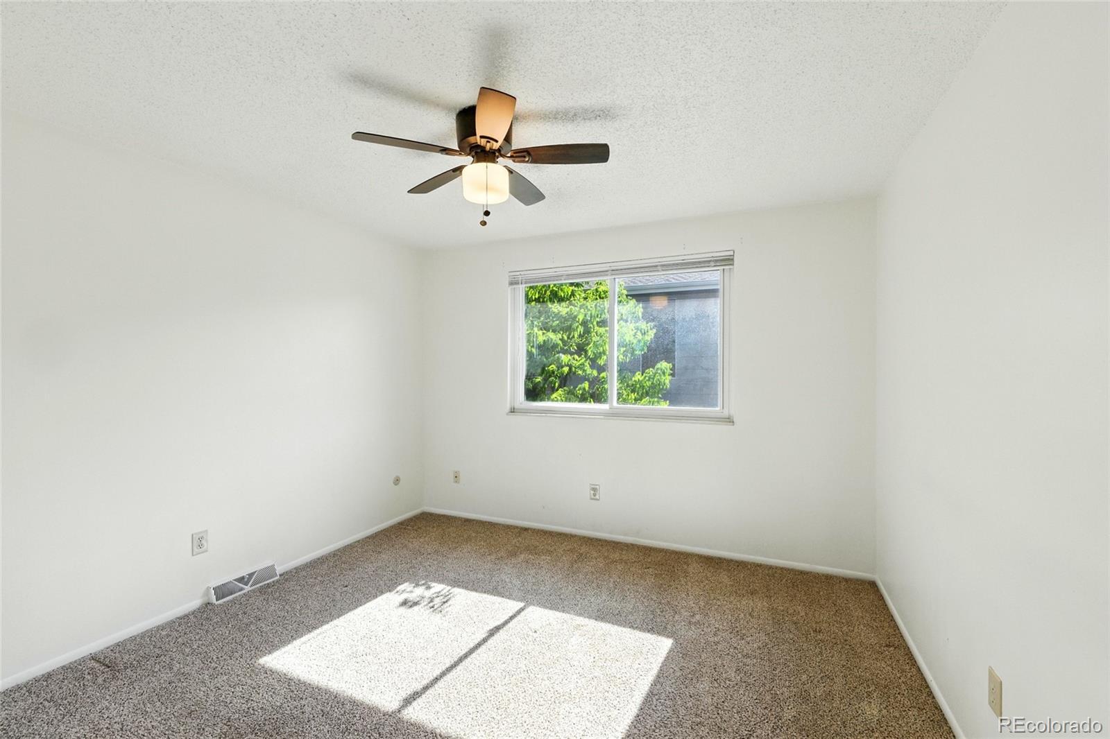 MLS Image #7 for 14530 e 13th avenue,aurora, Colorado