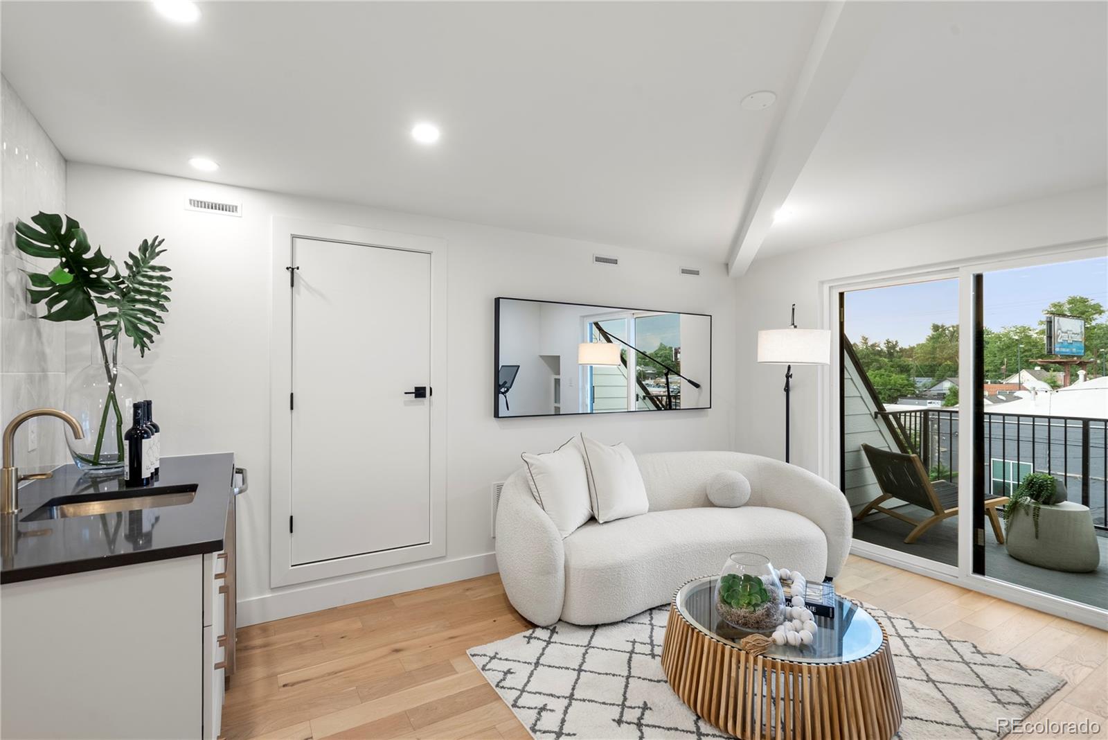 MLS Image #30 for 2360 s acoma street,denver, Colorado