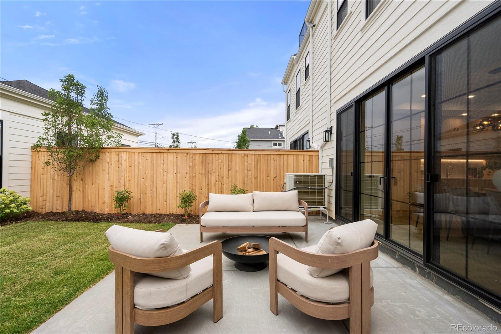 MLS Image #37 for 2360 s acoma street,denver, Colorado