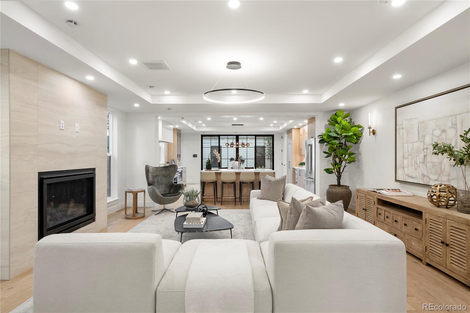 MLS Image #6 for 2360 s acoma street,denver, Colorado