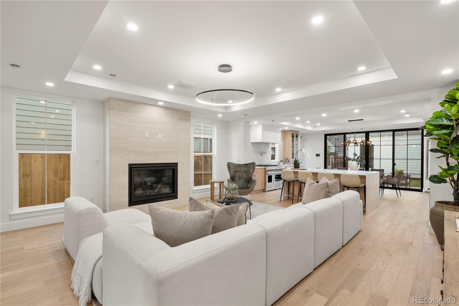MLS Image #7 for 2360 s acoma street,denver, Colorado