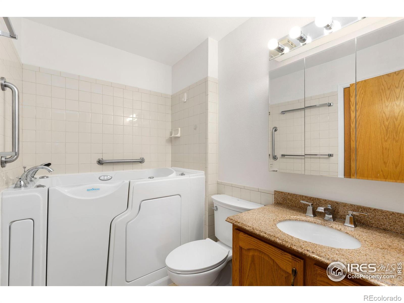 MLS Image #15 for 946 w willow street,louisville, Colorado