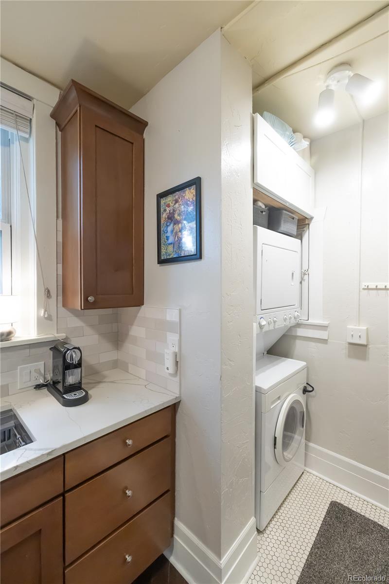 MLS Image #21 for 1415  steele street,denver, Colorado