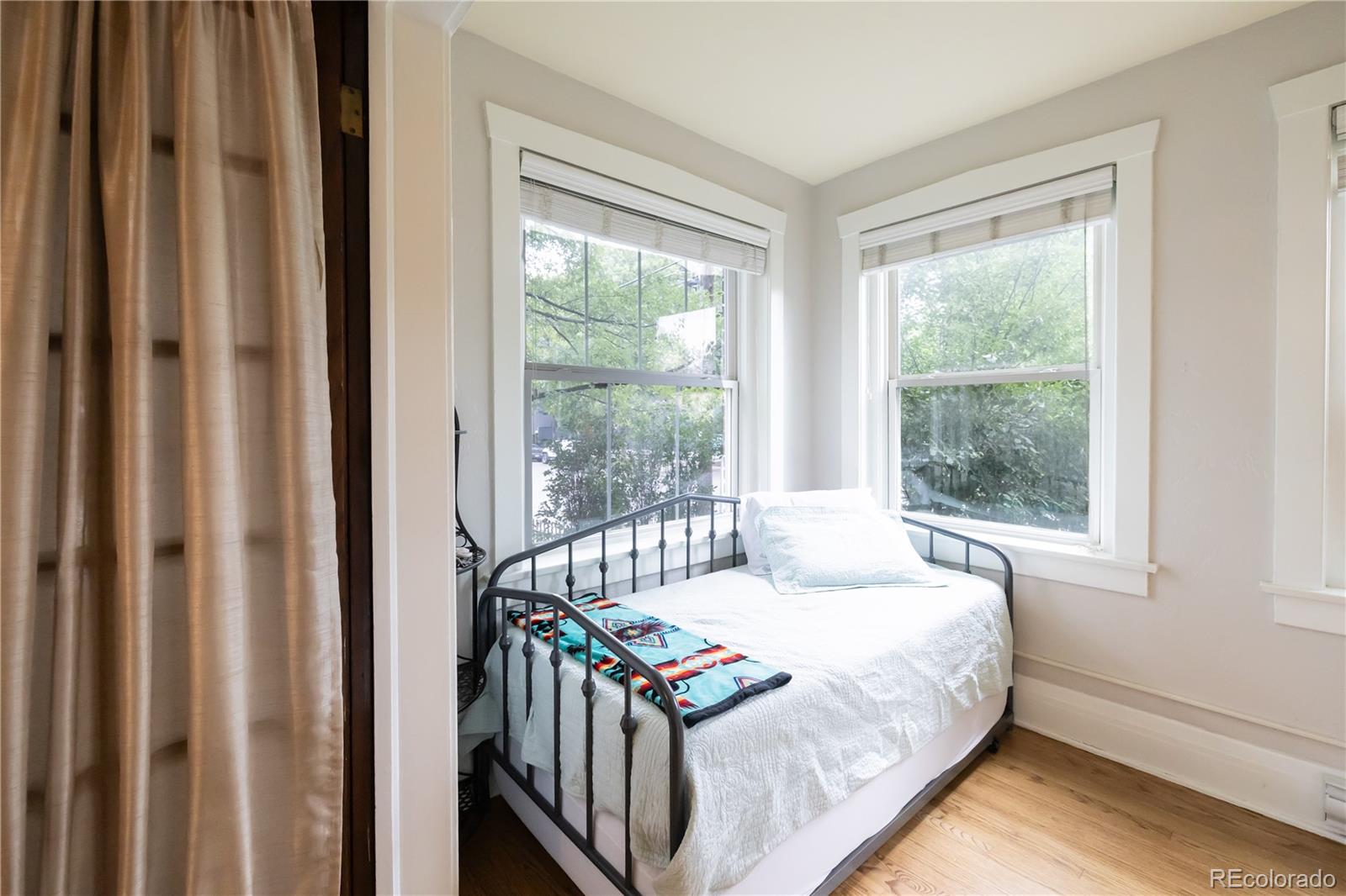MLS Image #26 for 1415  steele street,denver, Colorado