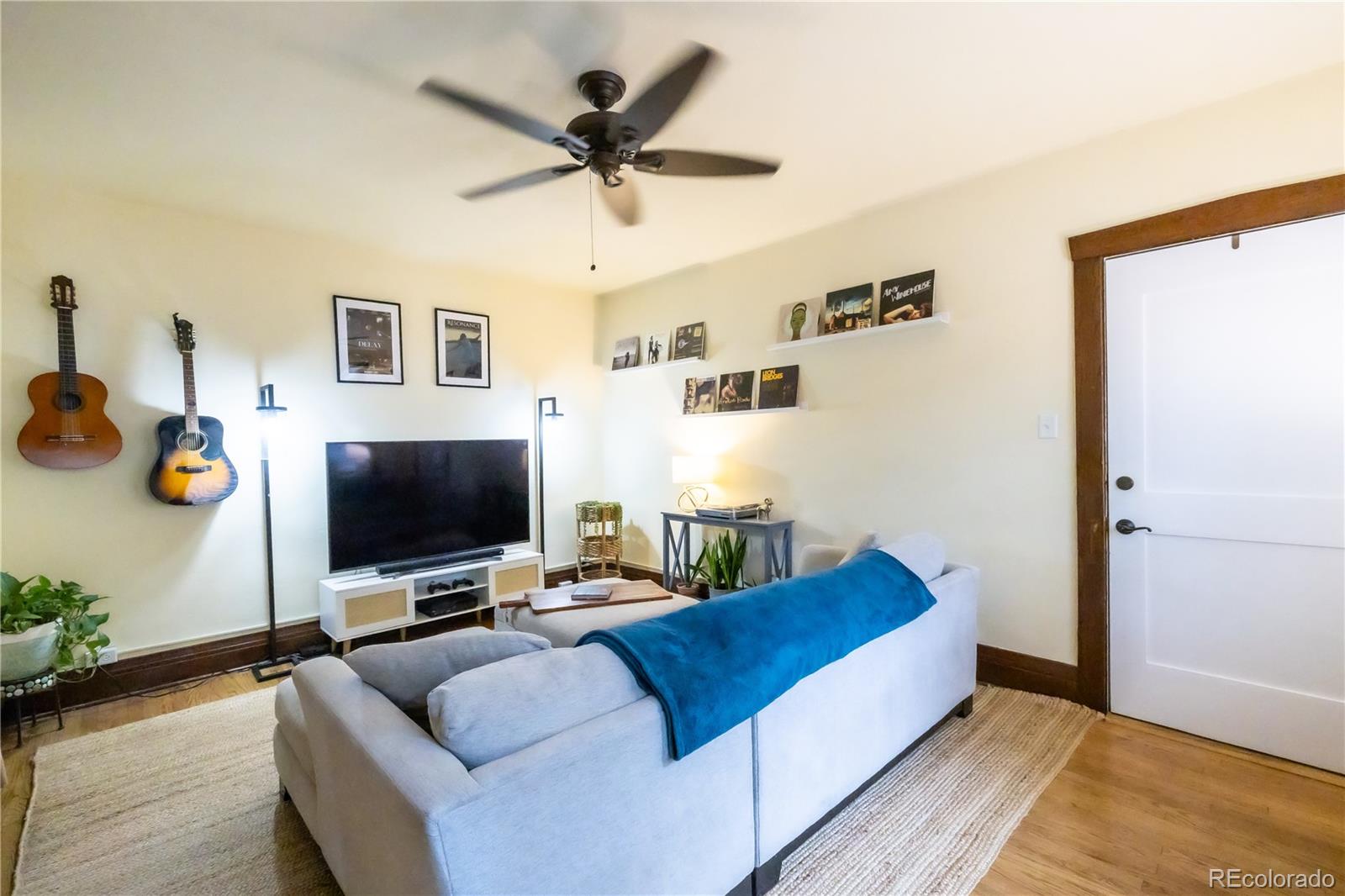 MLS Image #8 for 1415  steele street,denver, Colorado