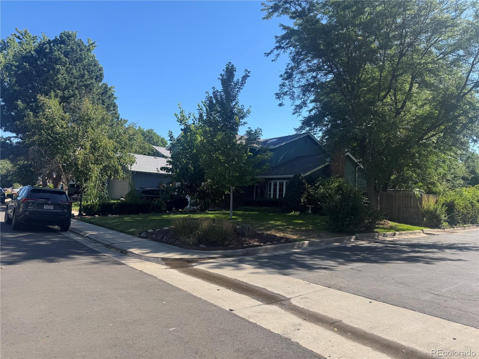 MLS Image #38 for 12292 e bates circle,aurora, Colorado