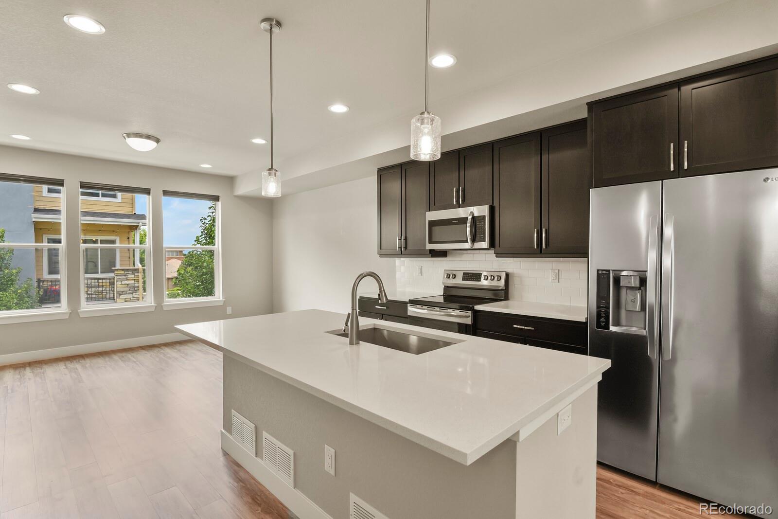 MLS Image #10 for 6731 s tempe court,aurora, Colorado