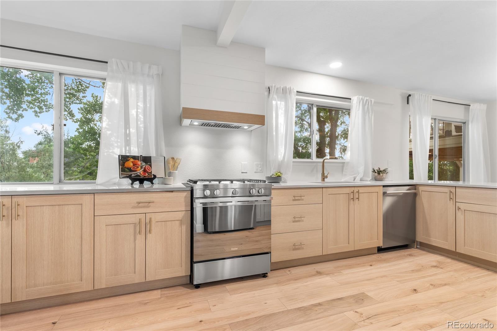 MLS Image #7 for 232  northridge road,highlands ranch, Colorado