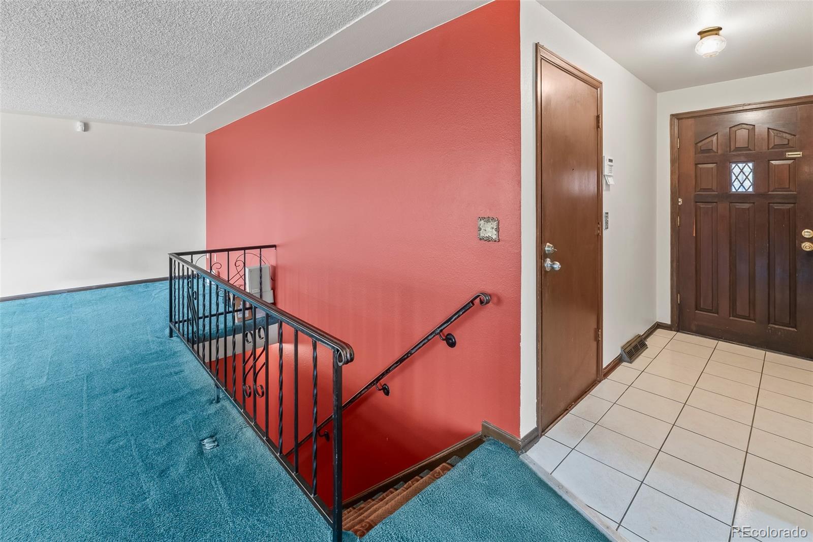 MLS Image #10 for 561 s niagara street,denver, Colorado