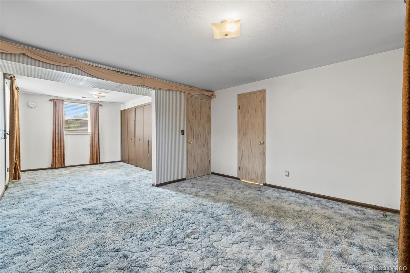 MLS Image #14 for 561 s niagara street,denver, Colorado