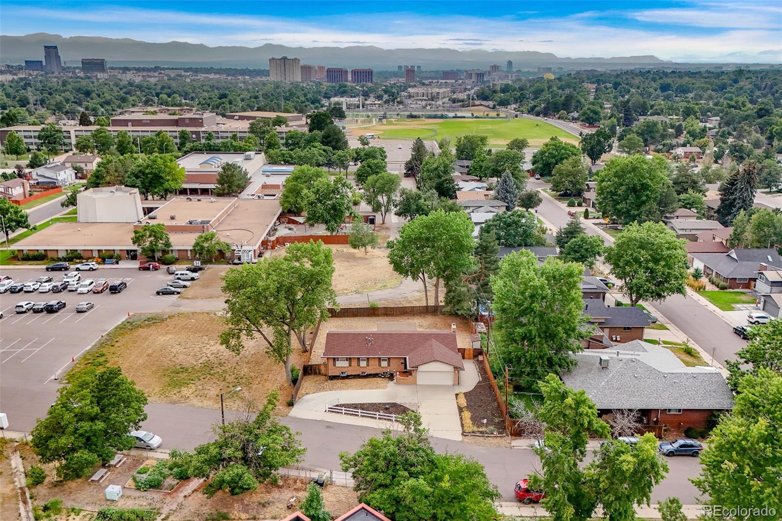 MLS Image #21 for 561 s niagara street,denver, Colorado