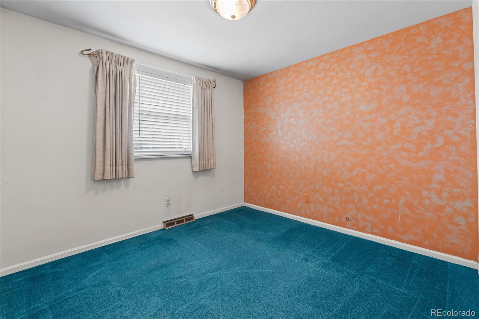 MLS Image #5 for 561 s niagara street,denver, Colorado