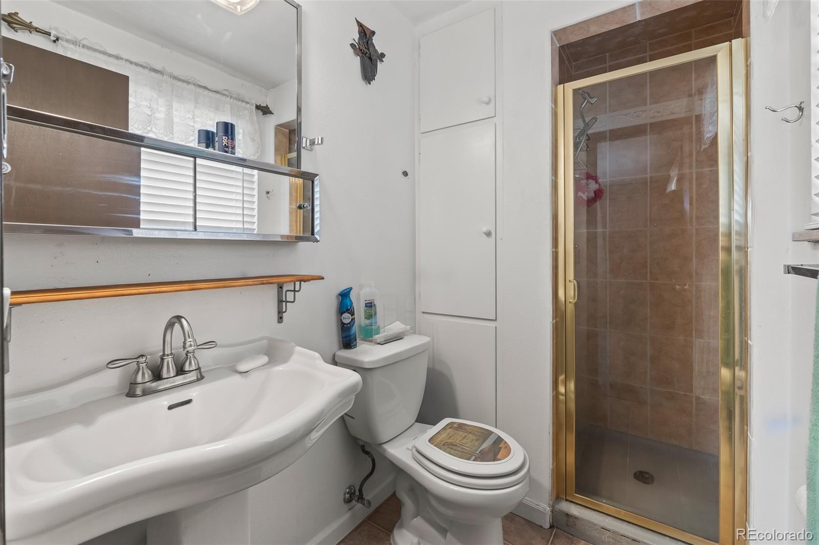 MLS Image #9 for 561 s niagara street,denver, Colorado