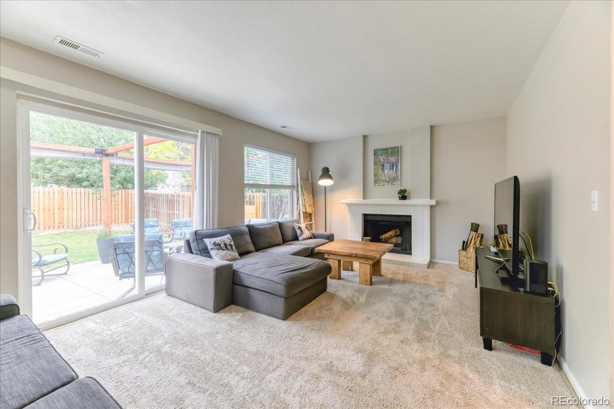MLS Image #18 for 5543 s yank court,littleton, Colorado