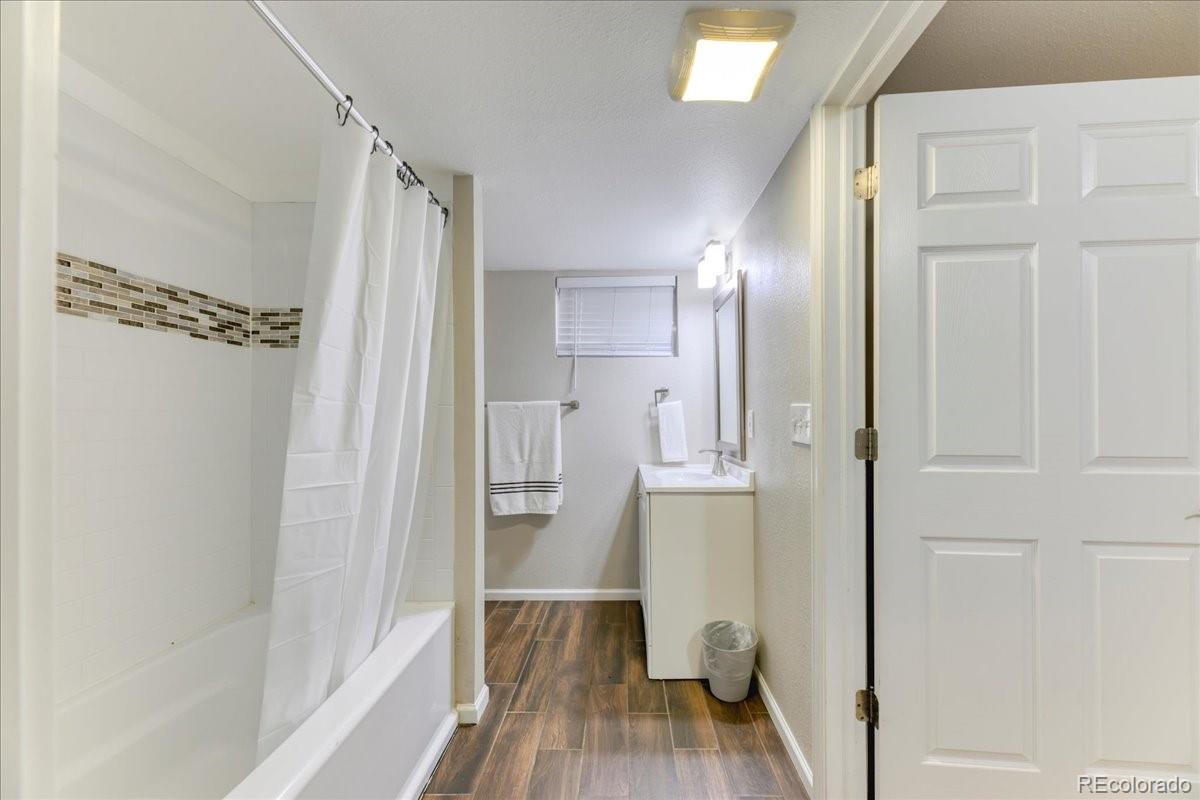 MLS Image #35 for 5543 s yank court,littleton, Colorado