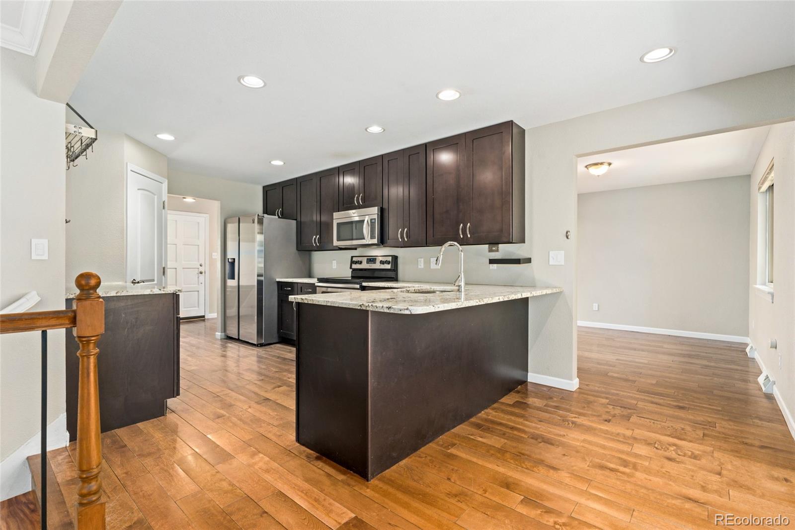 MLS Image #10 for 7063 s trenton drive,centennial, Colorado