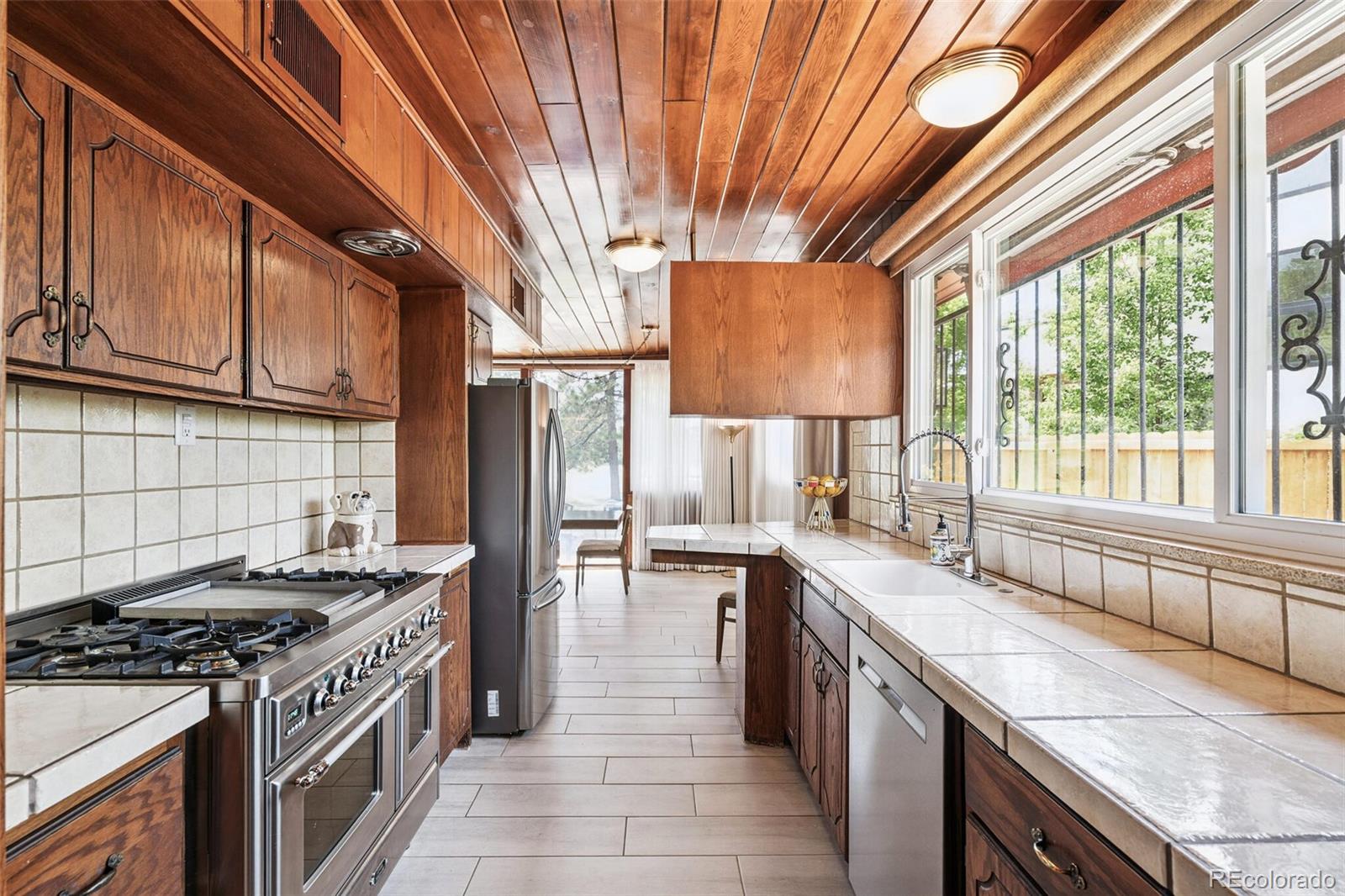 MLS Image #17 for 2517  vrain street,denver, Colorado