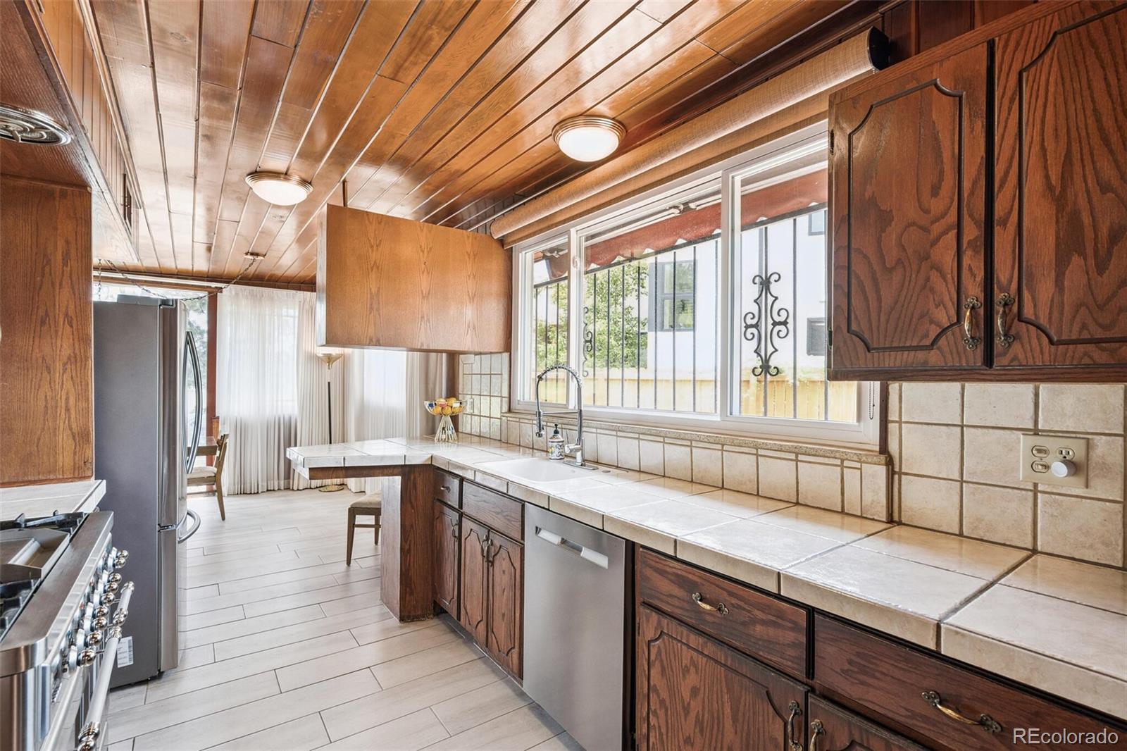 MLS Image #18 for 2517  vrain street,denver, Colorado