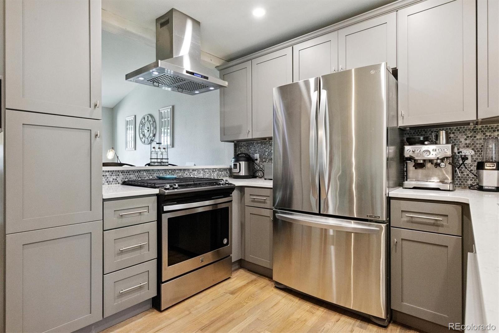 MLS Image #11 for 19492 e amherst drive,aurora, Colorado
