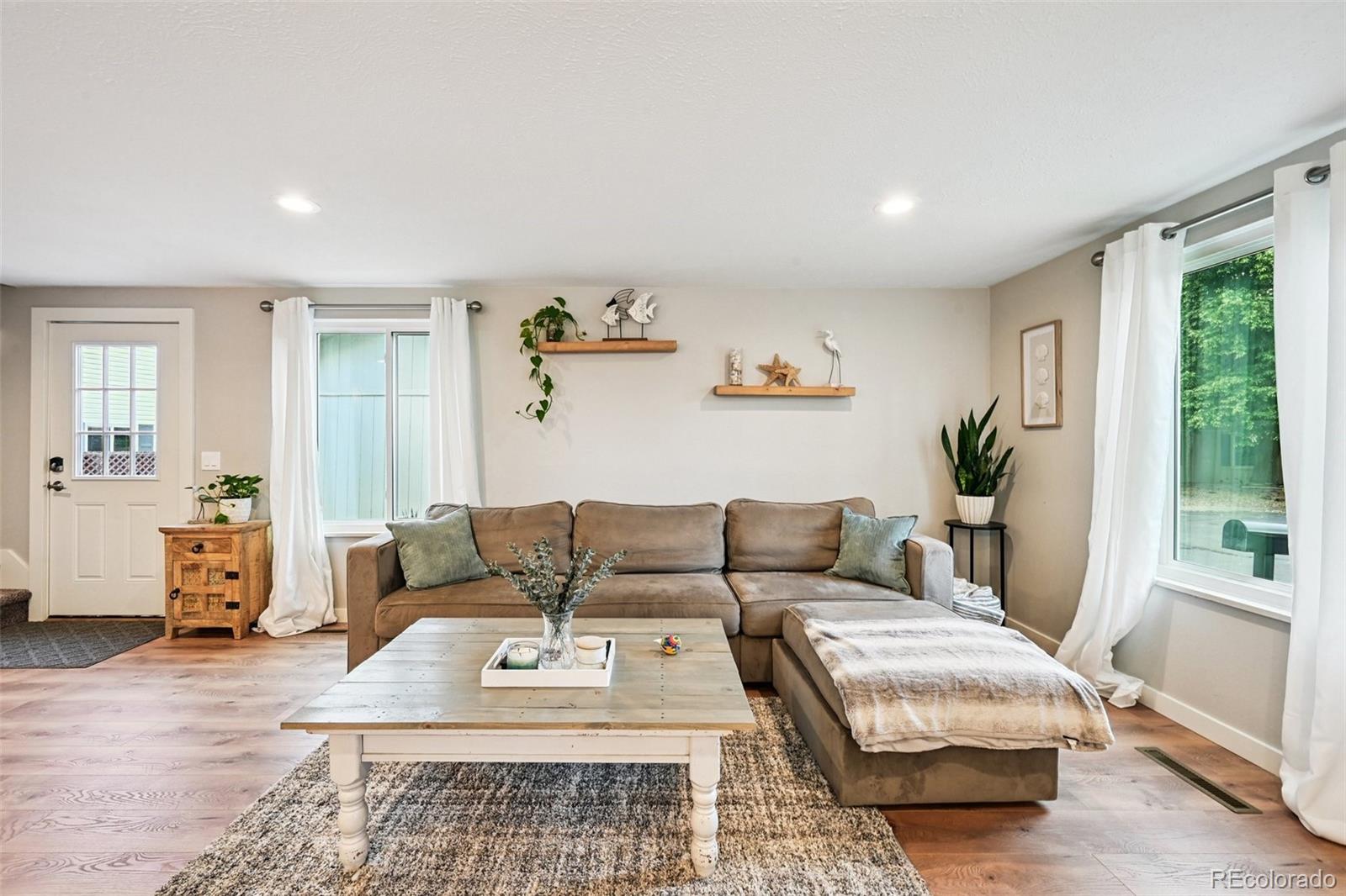 MLS Image #3 for 6319 w 95th avenue,westminster, Colorado