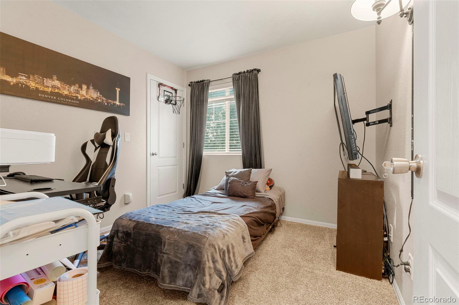 MLS Image #13 for 26010 e byers place,aurora, Colorado